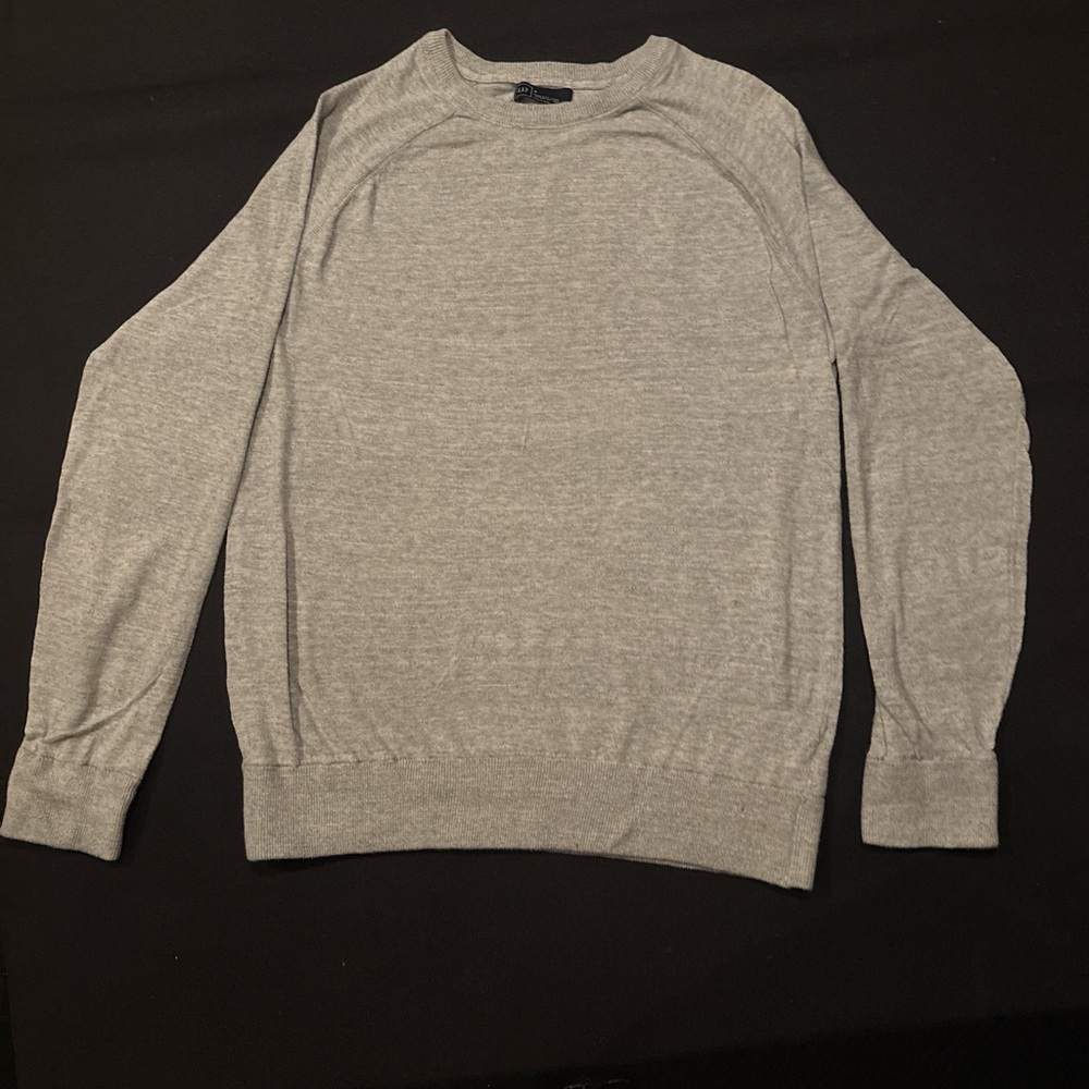 GAP Men's Light Gray Crewneck Sweater